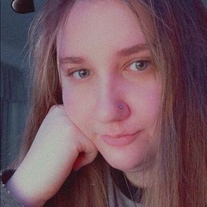 Meet your Posher, Kay